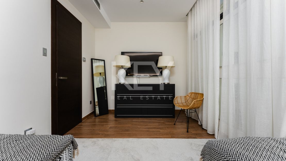 Элегантный дуплекс на первом этаже в La Reserva de Sierra Blanca, Марбелья