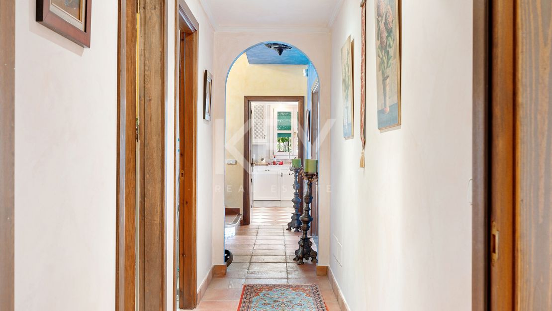 Exquisite Andalusian villa with modern elegance in El Madroñal, Benahavís