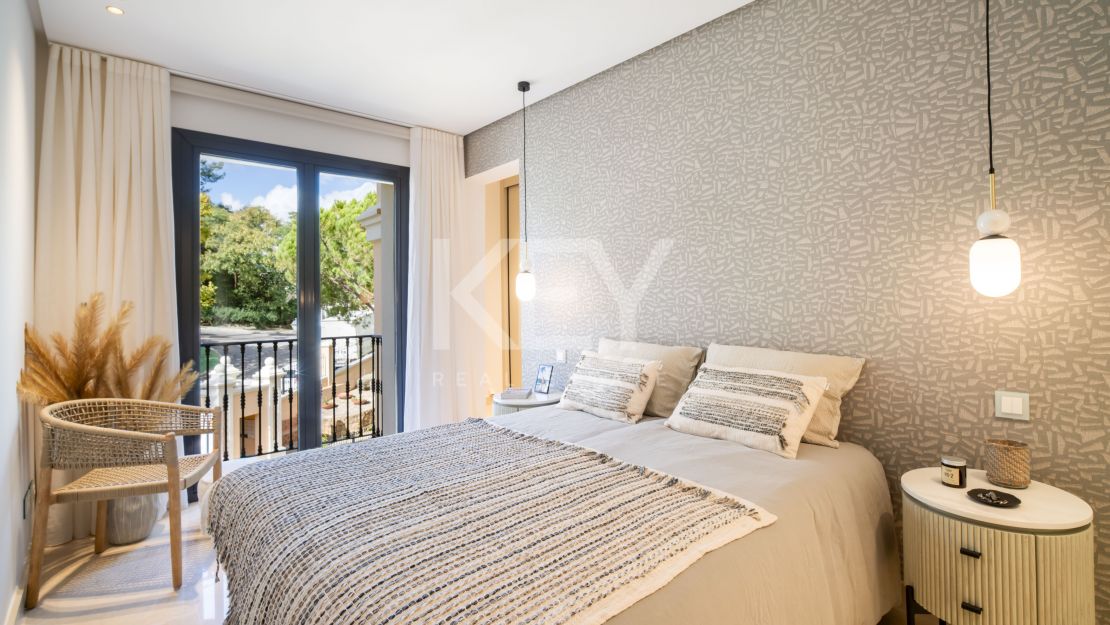 Роскошный пентхаус с панорамным видом на море и горы в Ла Кинта, Бенахавис