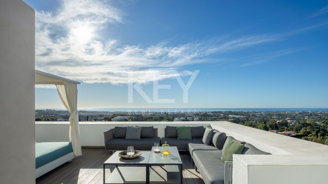 Захватывающий вид на море вилла в Эль Херрохо, Бенахавис