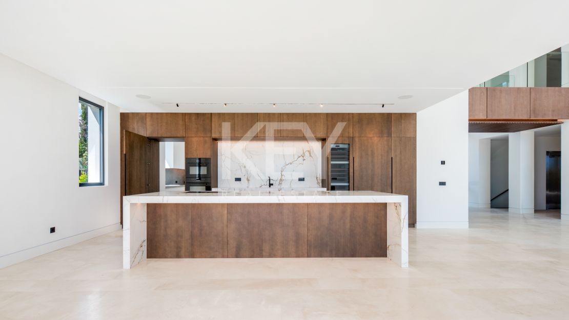 Proyecto de mansión de estilo moderno con aclamados arquitectos de Marbella en Rocio de Nagueles, Marbella
