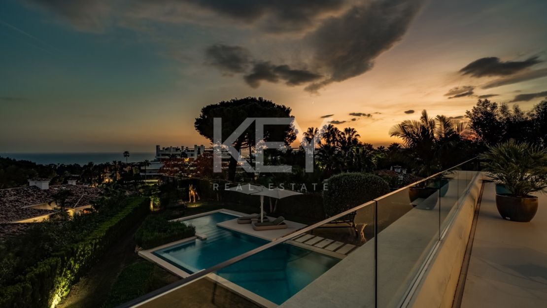 Великолепная современная вилла с видом на горы в Лас Ломас де Марбелья Клуб