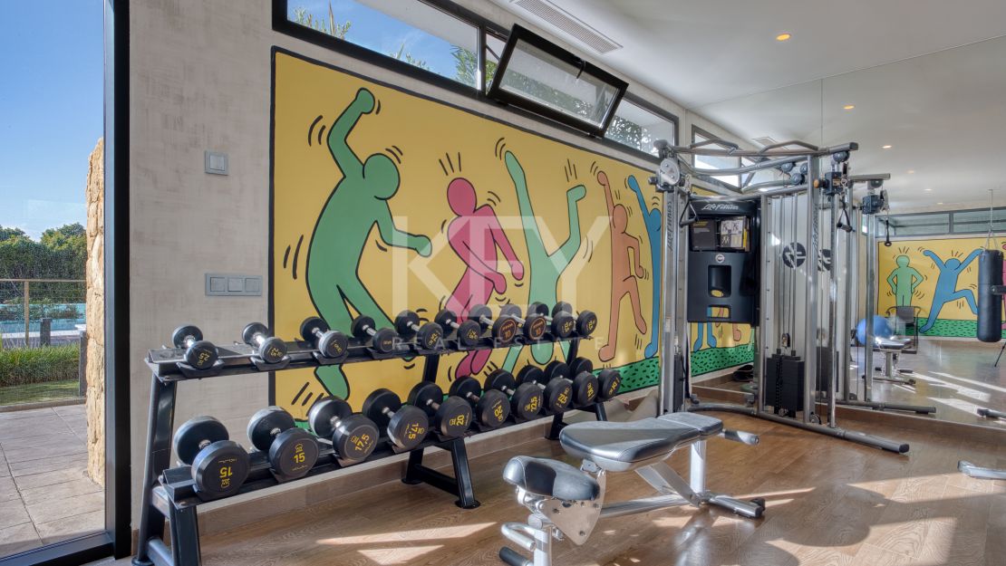 Роскошный четырехкомнатный дуплекс в Ла Резерва Де Сьерра Бланка, Марбелья