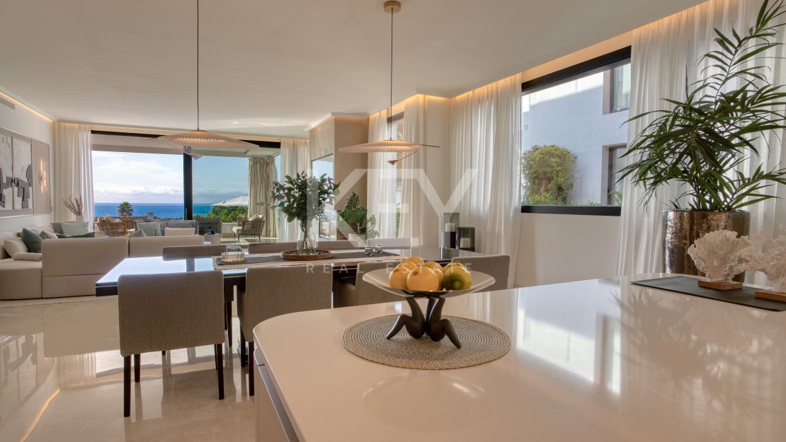 Роскошный четырехкомнатный дуплекс в Ла Резерва Де Сьерра Бланка, Марбелья