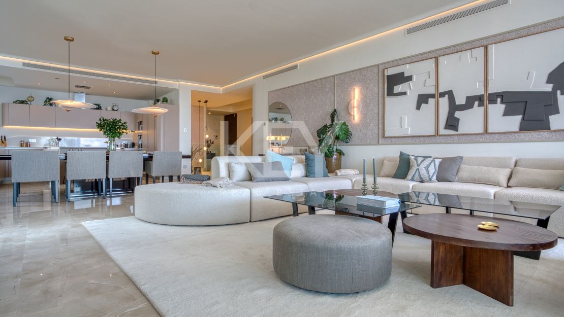 Роскошный четырехкомнатный дуплекс в Ла Резерва Де Сьерра Бланка, Марбелья