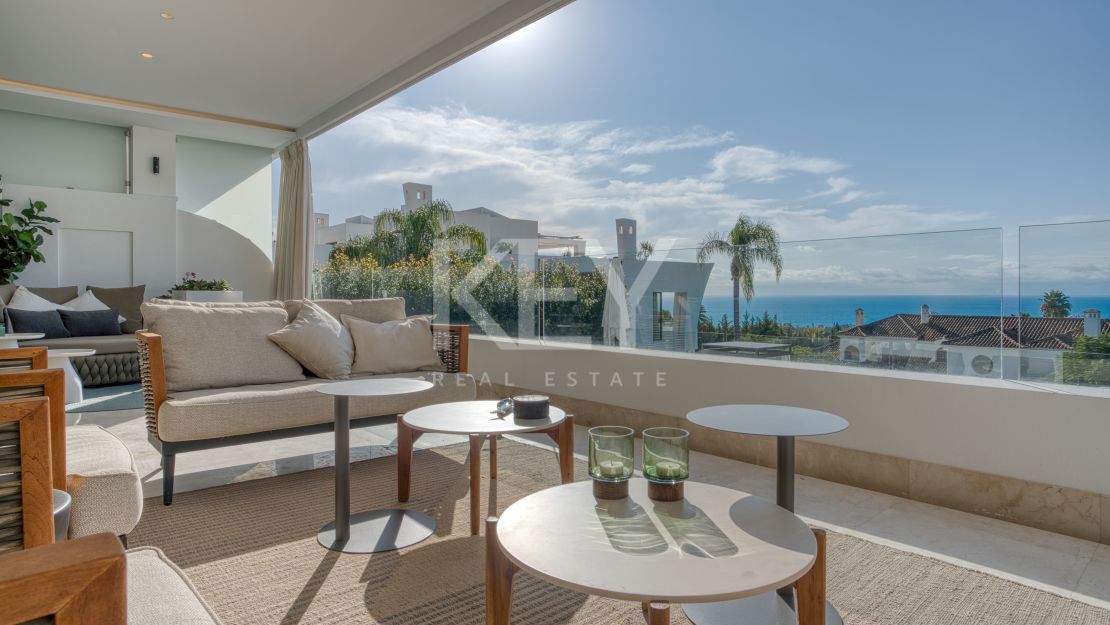 Роскошный четырехкомнатный дуплекс в Ла Резерва Де Сьерра Бланка, Марбелья