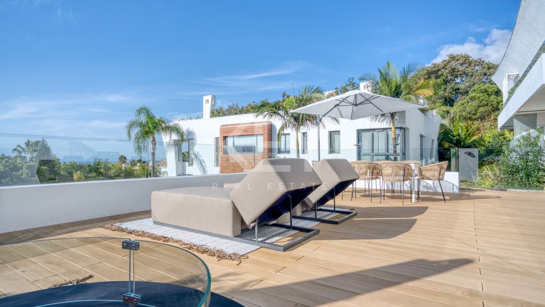 Роскошный четырехкомнатный дуплекс в Ла Резерва Де Сьерра Бланка, Марбелья