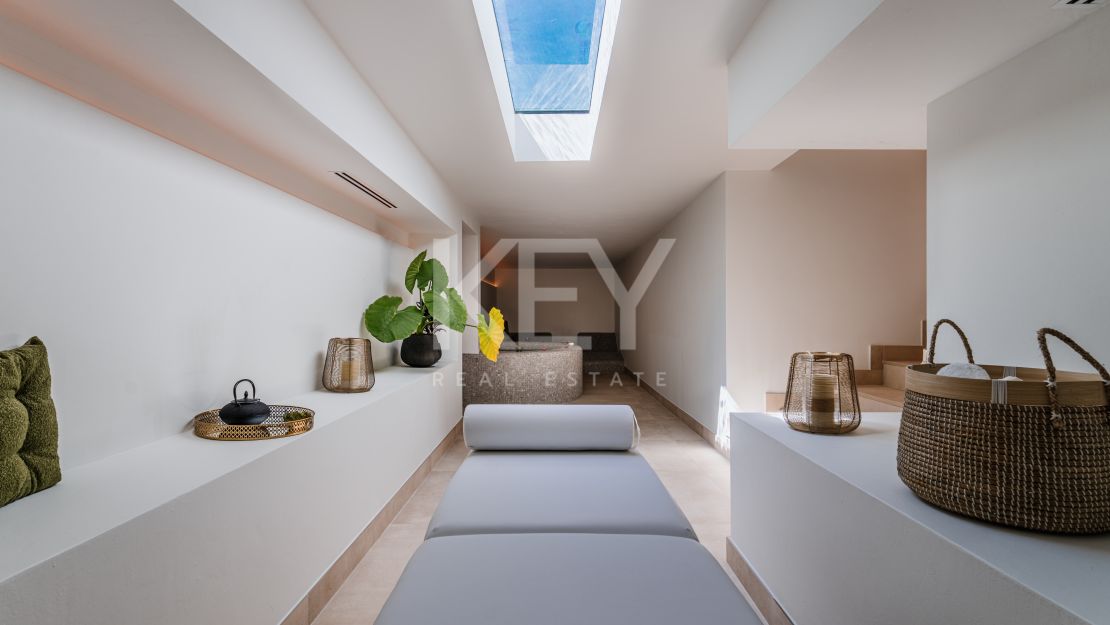 Fantástica villa de obra nueva con vistas al Mar Mediterráneo en Sierra Blanca, Milla de Oro, Marbella