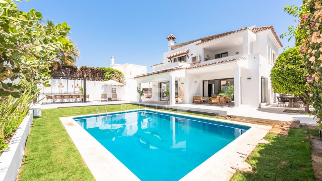 Villa  en alquiler  en Nueva Andalucia