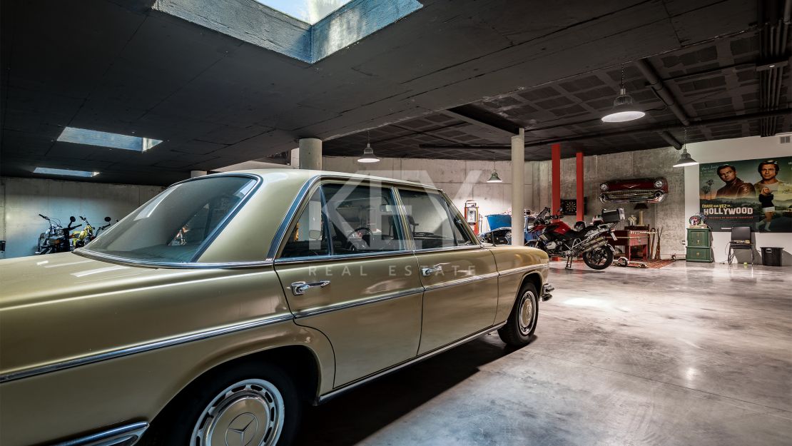 Brilliant and modern Villa for sale in Parcelas del Golf, Marbella