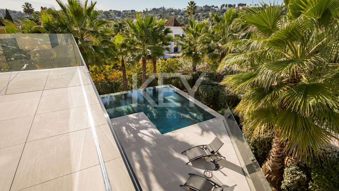 Brilliant and modern Villa for sale in Parcelas del Golf, Marbella