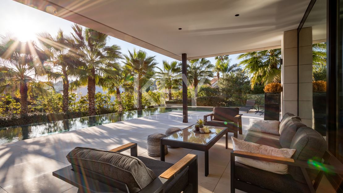 Brilliant and modern Villa for sale in Parcelas del Golf, Marbella