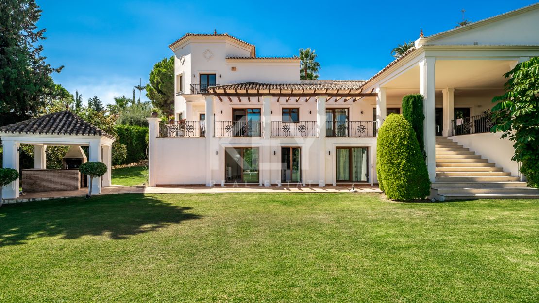 Esplendida villa privada ubicada en Las Brisas, Marbella