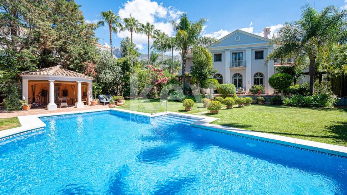 Charming and elegant villa in Altos Reales, Golden Mile