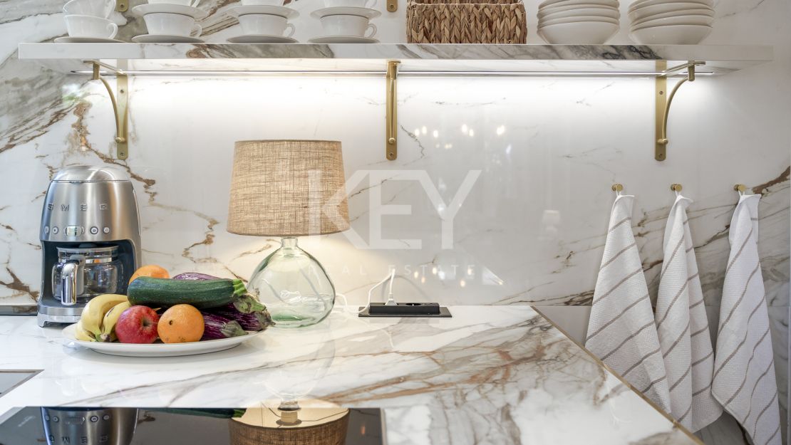 Elegante villa con diseño moderno en Nueva Andalucía