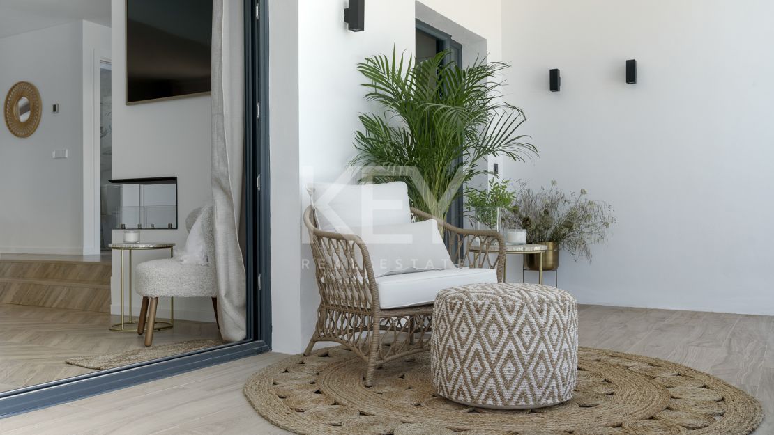 Elegante villa con diseño moderno en Nueva Andalucía