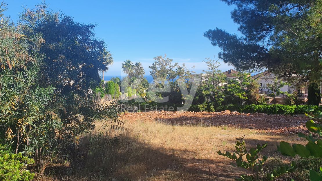 Plot for sale with amazing views to the Mediterranean Sea in Sierra Blanca, Marbella