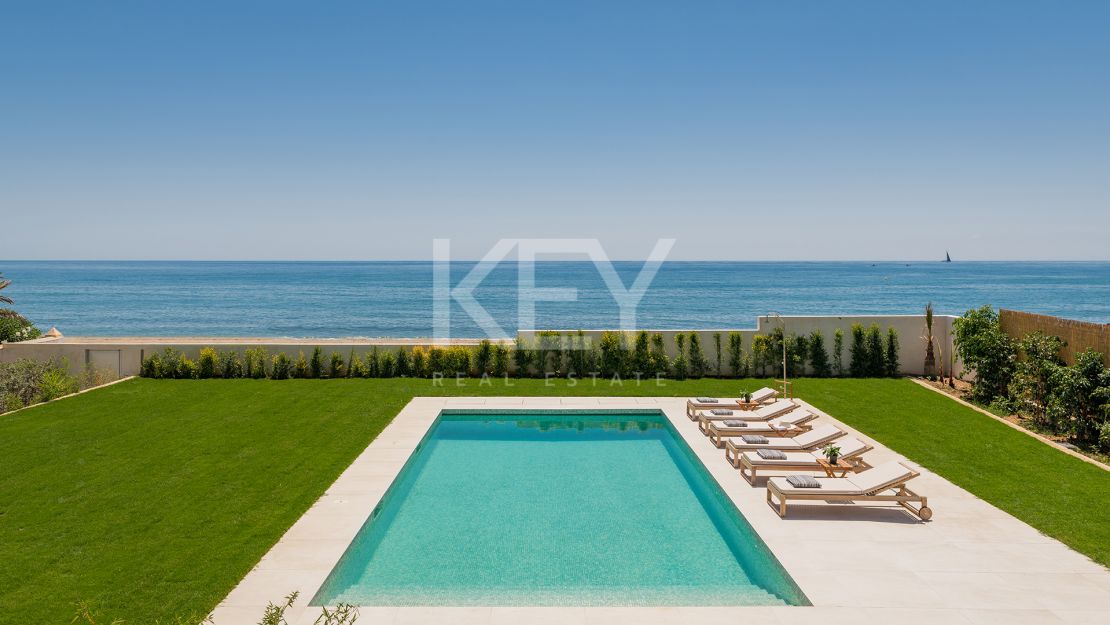 Villa Oasis: Идеальная вилла на берегу моря в Ла-Кала-де-Михас с потрясающим видом на море для краткосрочной аренды