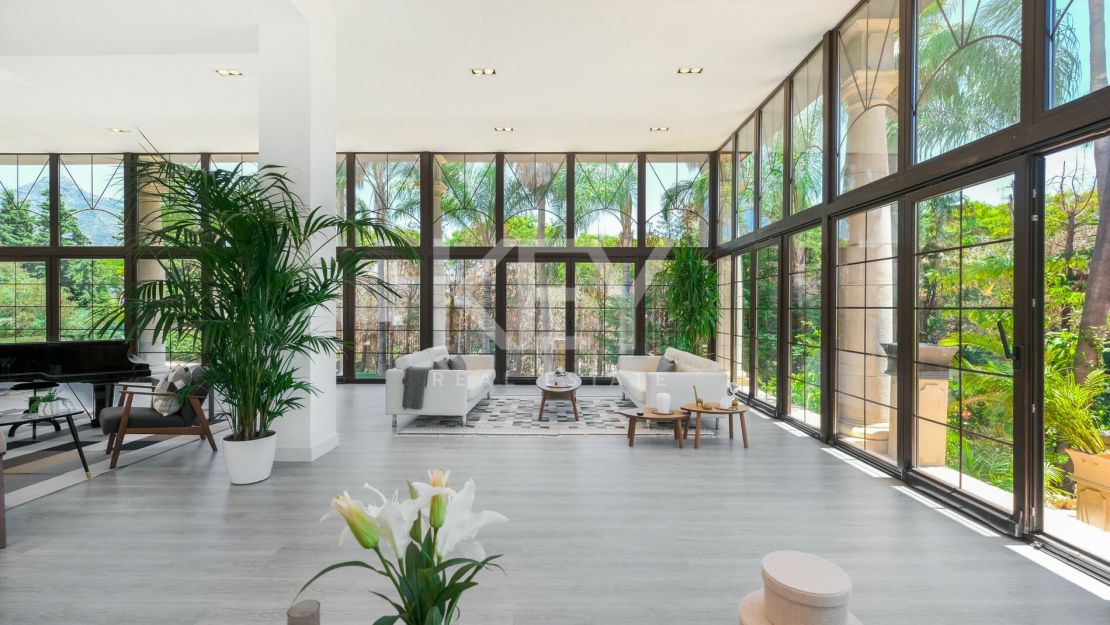 Luxury Villa for short-term rent in Marbella - Puerto Banus