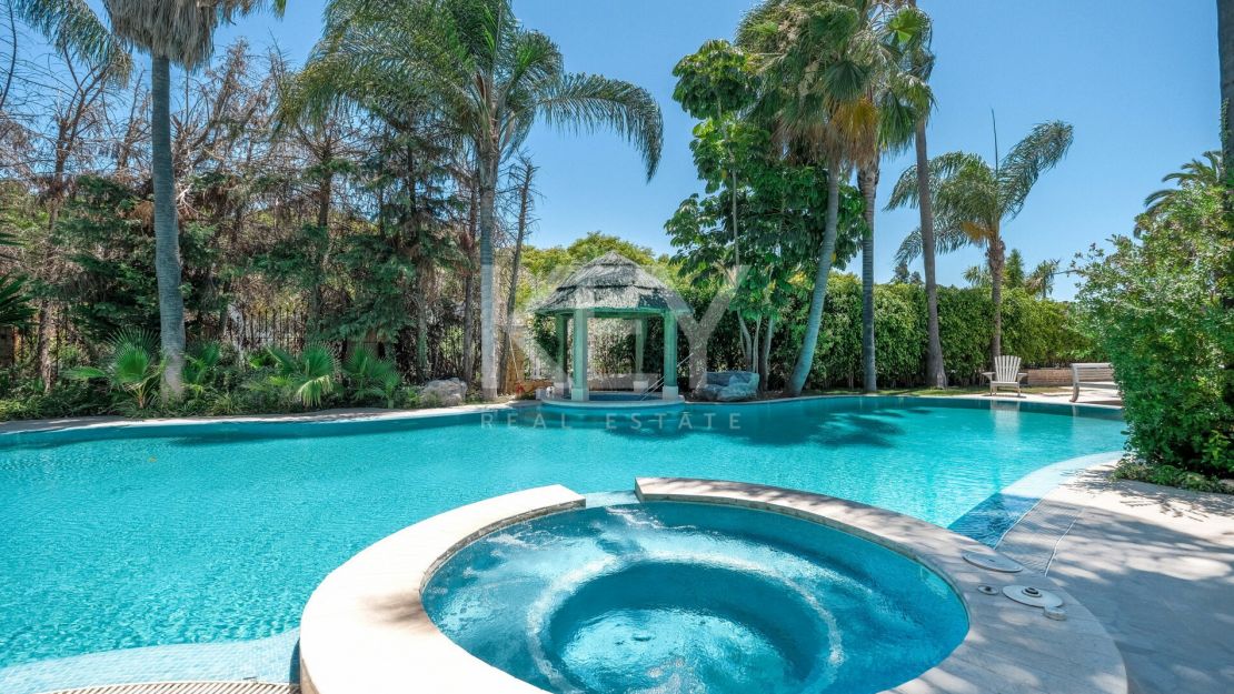 Luxury Villa for short-term rent in Marbella - Puerto Banus