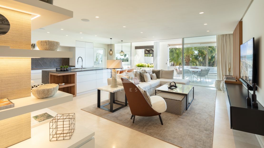 Впечатляющий двухуровневый пентхаус на продажу в Пуэнте Романо, Марбелья