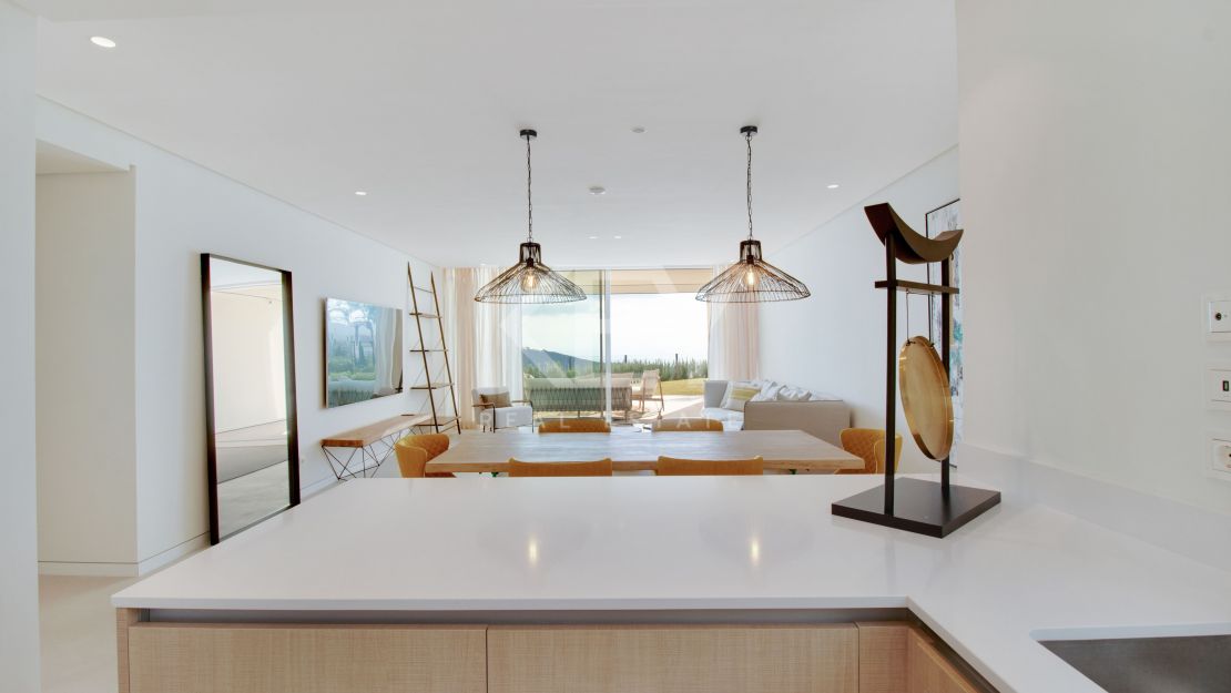 Un Hermoso Apartamento en Planta Baja en Palo Alto, Ojén, con Impresionantes Vistas al Mar para Alquiler a Largo Plazo