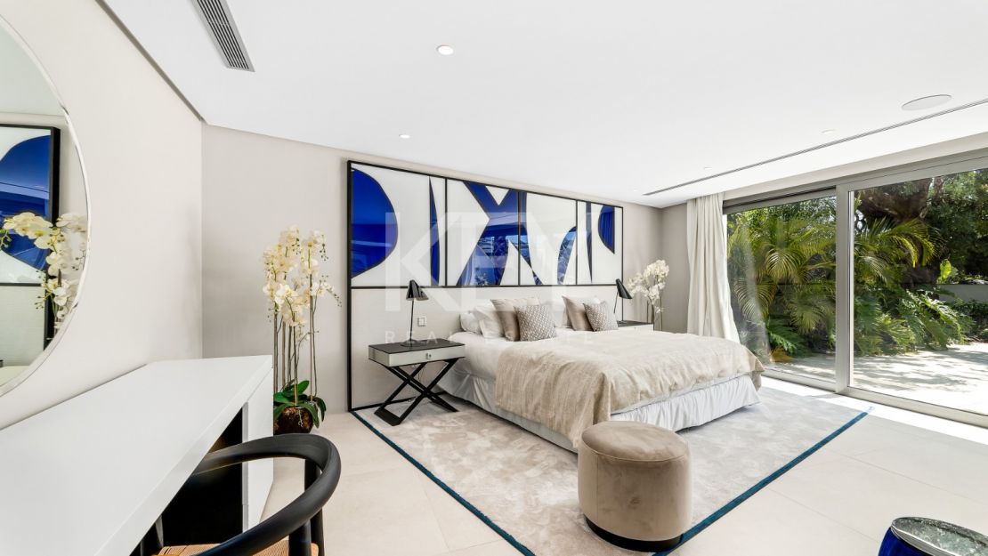 Вилла Queen: роскошная вилла для отдыха с джакузи на крыше, кинотеатром и СПА в Cascada de Camoján