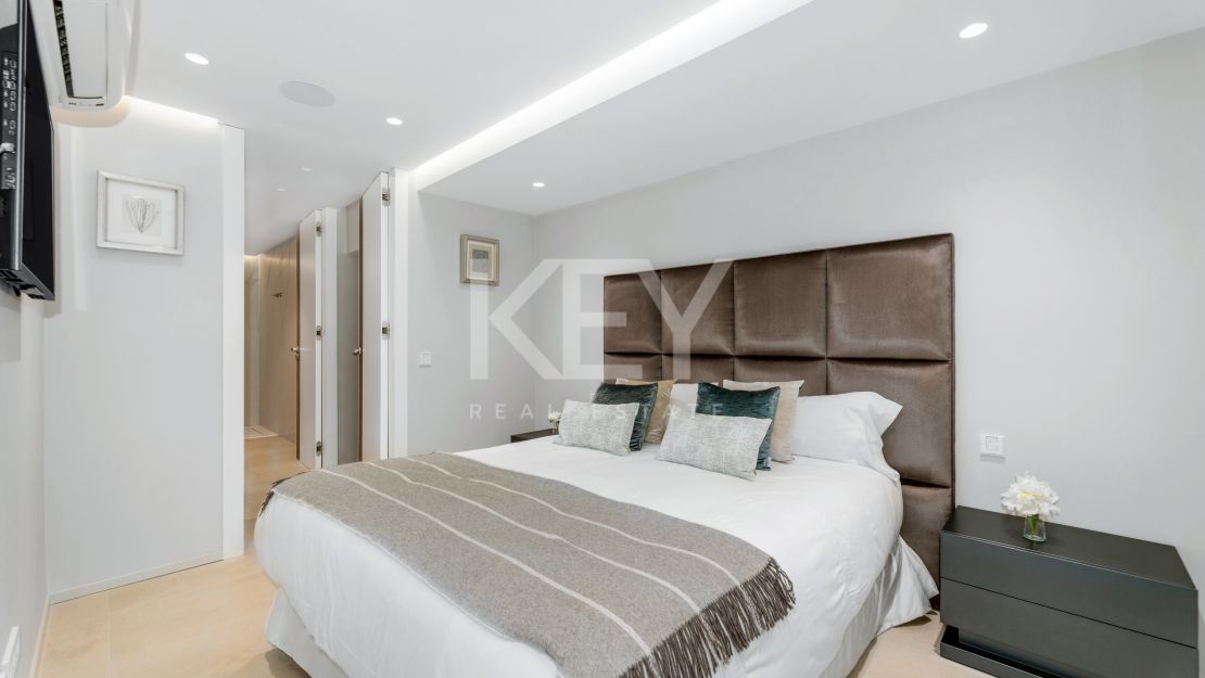 Вилла Queen: роскошная вилла для отдыха с джакузи на крыше, кинотеатром и СПА в Cascada de Camoján