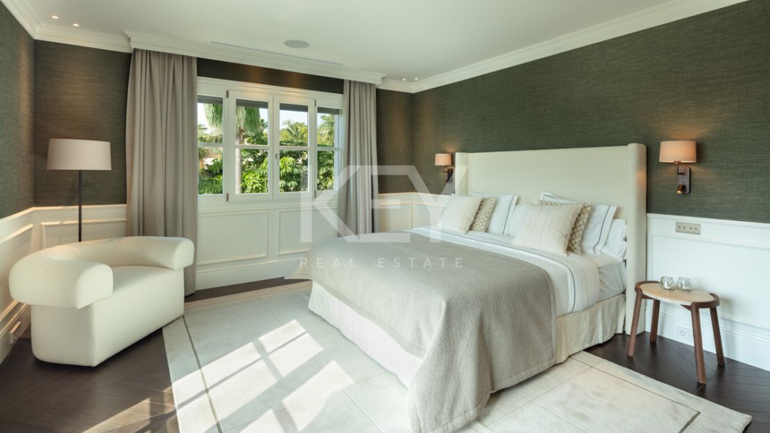 New exclusive Villa for Sale in Golden Mile, Sierra Blanca, Marbella 