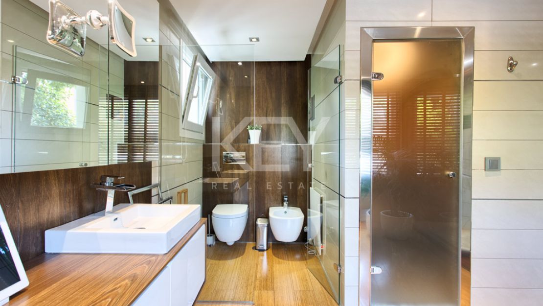 Unique Villa Short-Term Rental in Nagüeles, Marbella Golden Mile