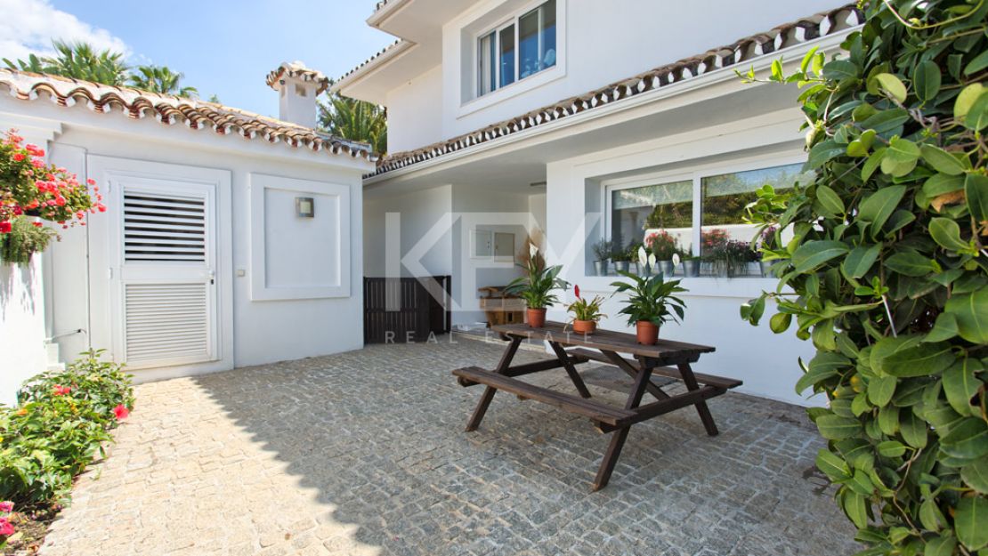 Unique Villa Short-Term Rental in Nagüeles, Marbella Golden Mile