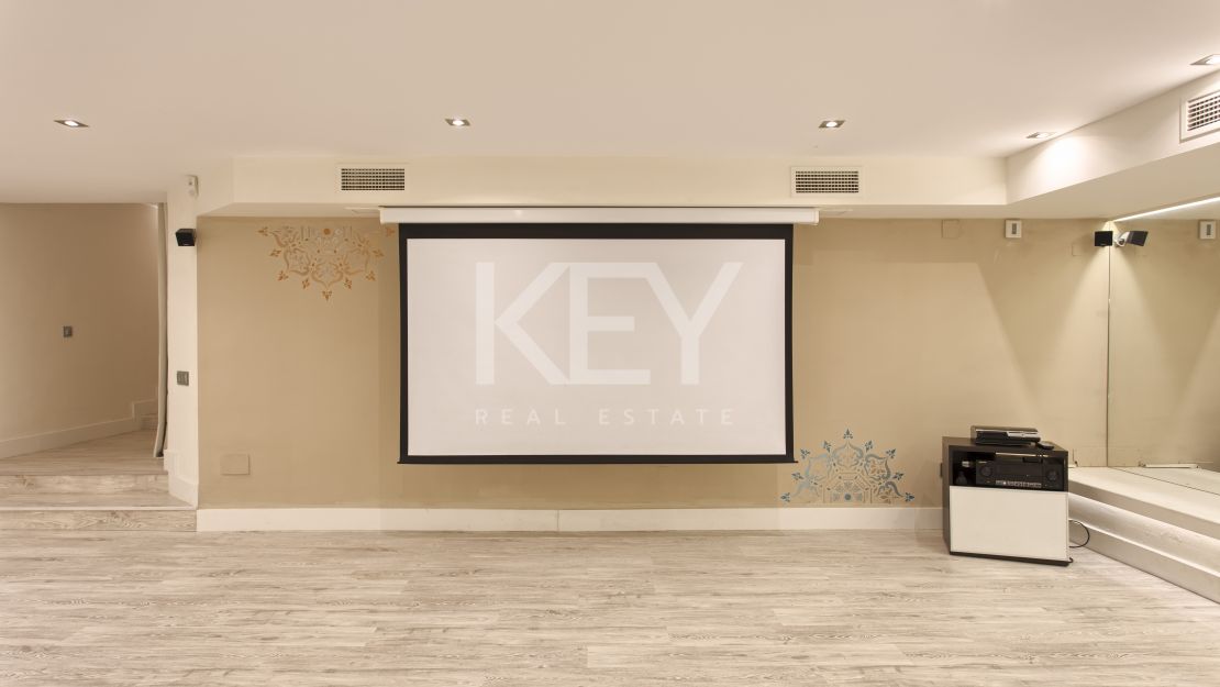 Unique Villa Short-Term Rental in Nagüeles, Marbella Golden Mile