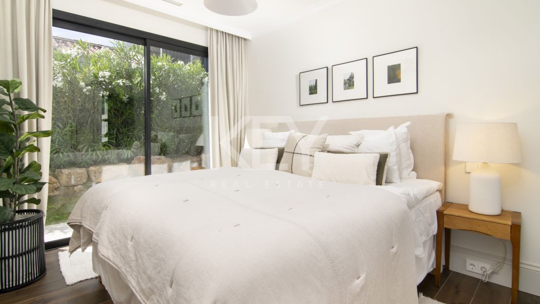 Красивая приватная вилла с 3 спальнями в Новой Андалусии на продажу