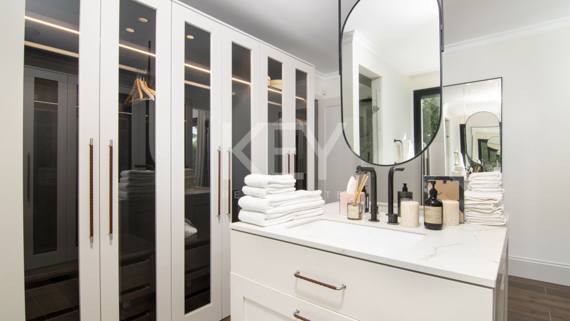 Красивая приватная вилла с 3 спальнями в Новой Андалусии на продажу