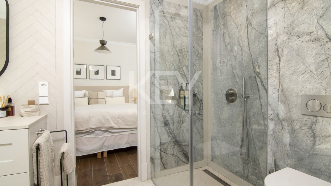 Красивая приватная вилла с 3 спальнями в Новой Андалусии на продажу