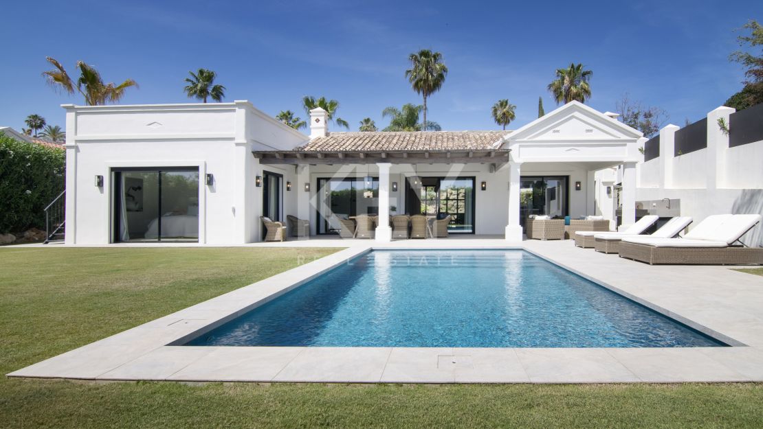 Beautiful private 3-bedroom villa in Nueva Andalucia for Sale