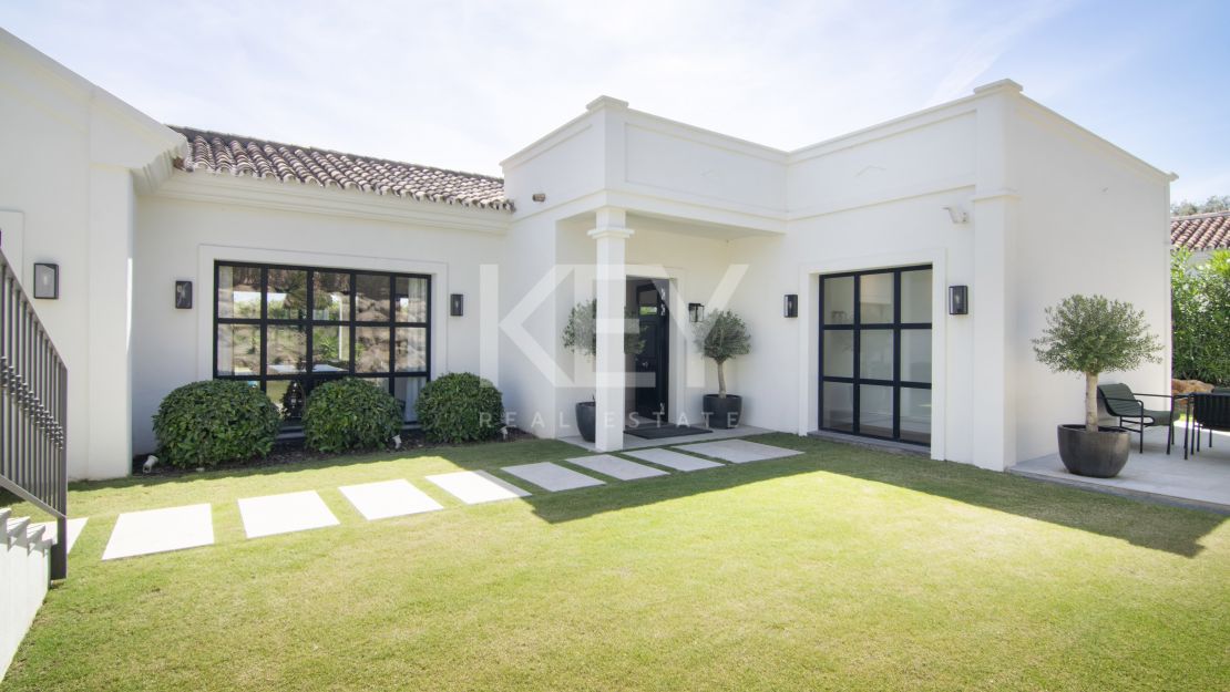 Красивая приватная вилла с 3 спальнями в Новой Андалусии на продажу