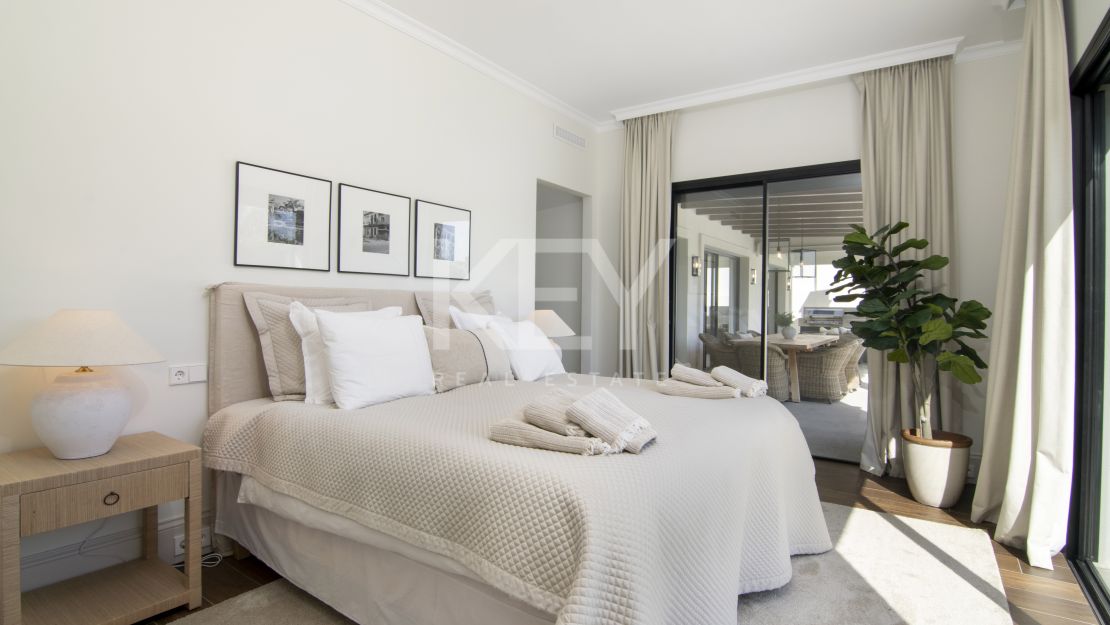 Красивая приватная вилла с 3 спальнями в Новой Андалусии на продажу