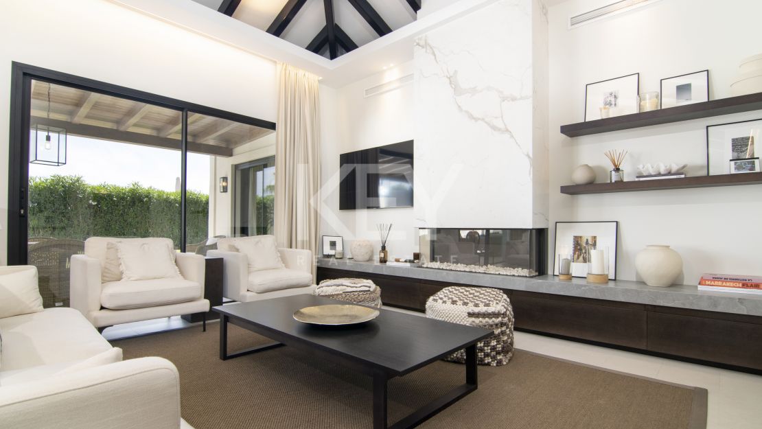 Красивая приватная вилла с 3 спальнями в Новой Андалусии на продажу