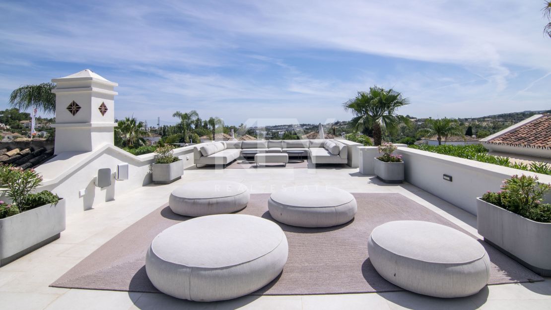 Красивая приватная вилла с 3 спальнями в Новой Андалусии на продажу