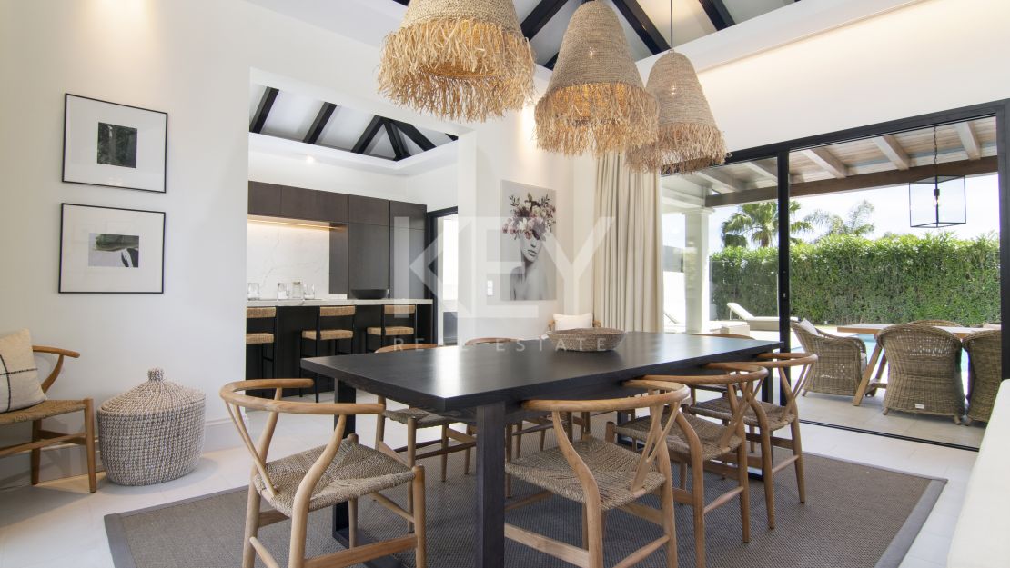 Красивая приватная вилла с 3 спальнями в Новой Андалусии на продажу