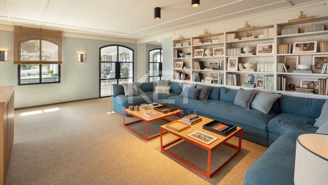 Unique and luxurious villa for sale situated in prime location, Las Lomas de Marbella, Golden Mile