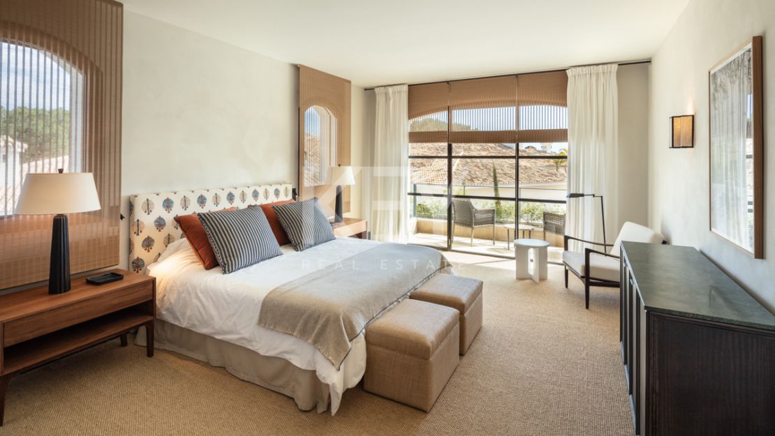 Unique and luxurious villa for sale situated in prime location, Las Lomas de Marbella, Golden Mile