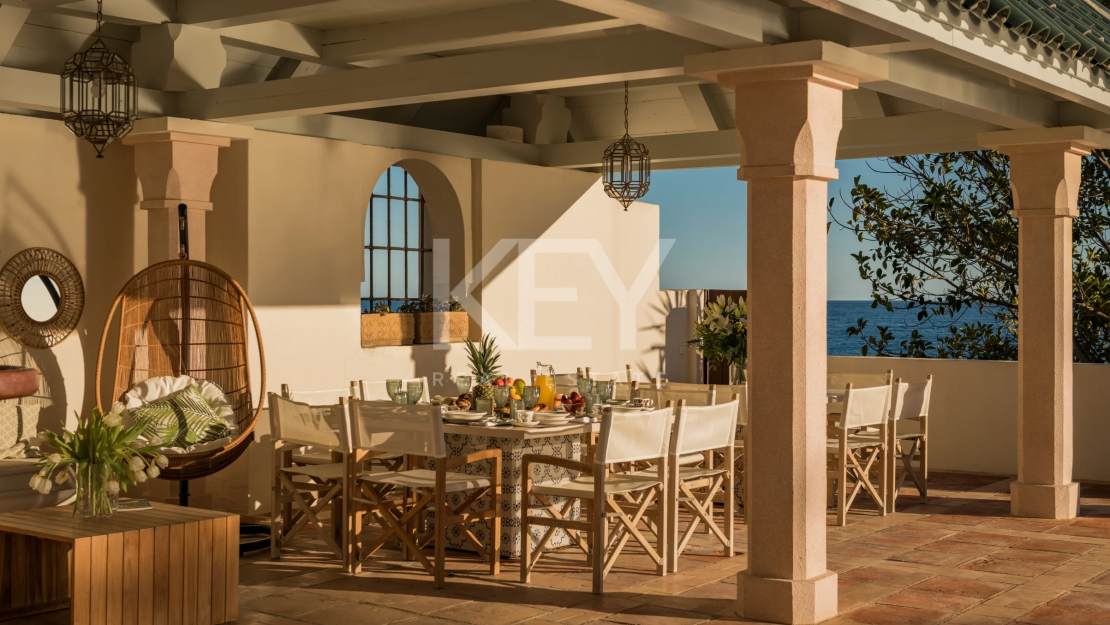 A beachfront oasis of luxury - unmatched amenities, stunning views, and impeccable service in Marbella Golden Mile