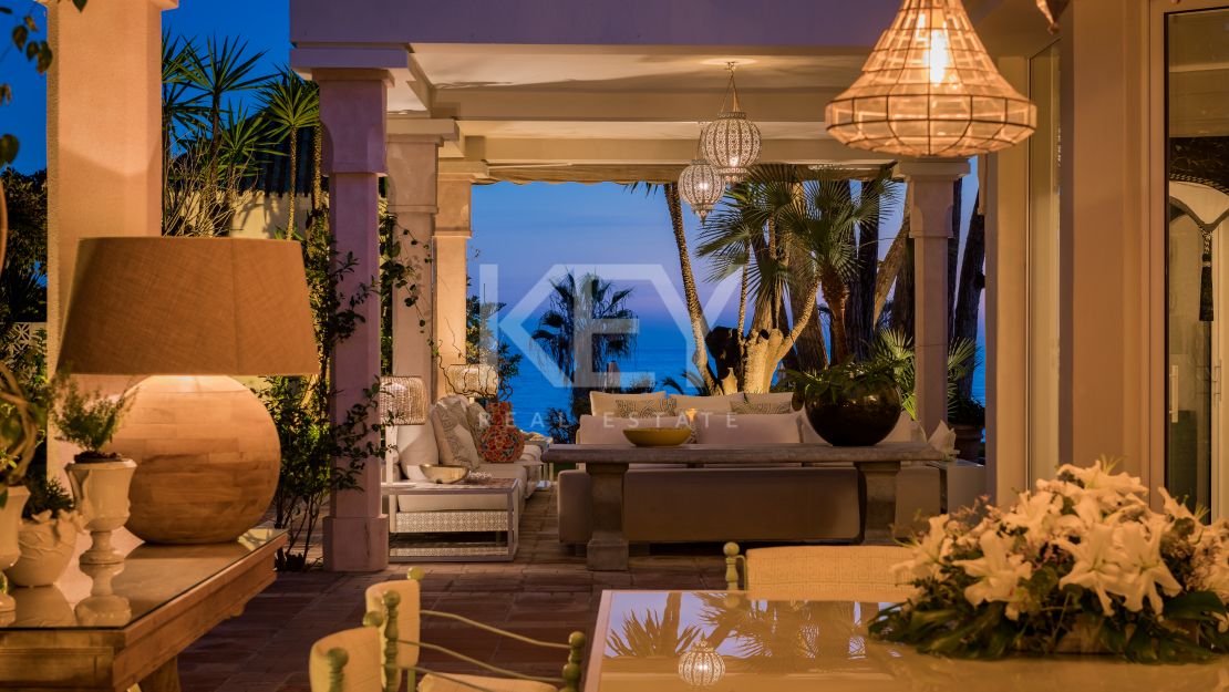 A beachfront oasis of luxury - unmatched amenities, stunning views, and impeccable service in Marbella Golden Mile