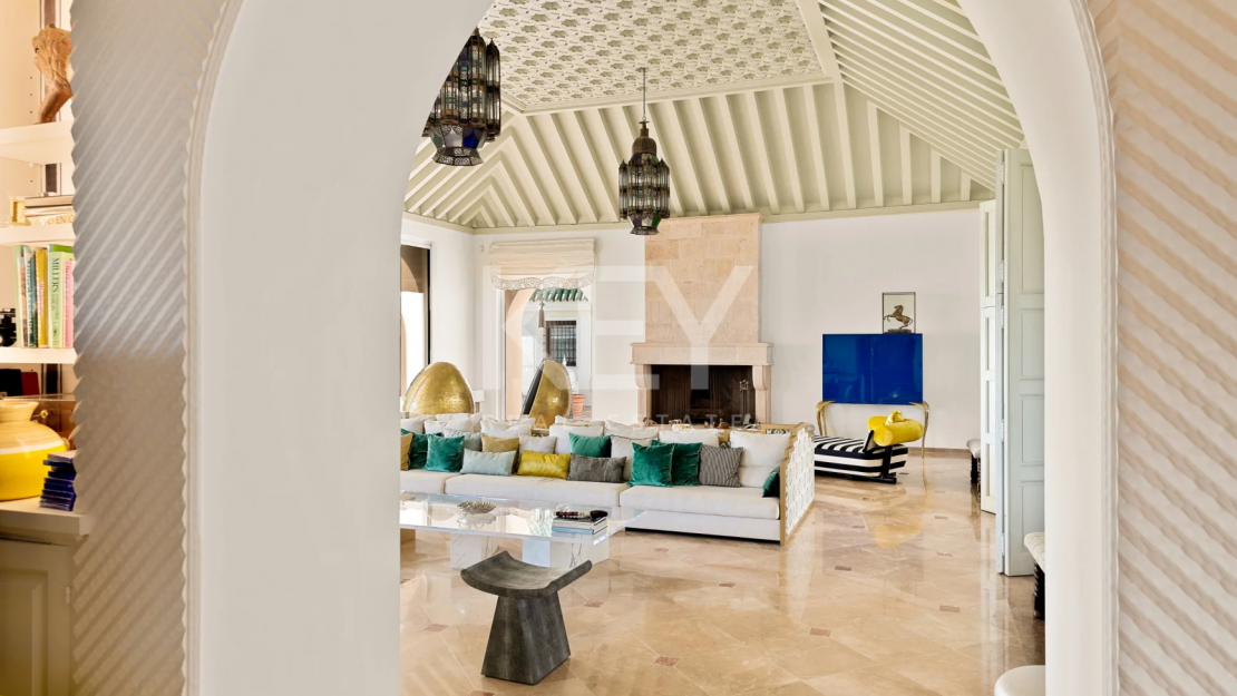 A beachfront oasis of luxury - unmatched amenities, stunning views, and impeccable service in Marbella Golden Mile