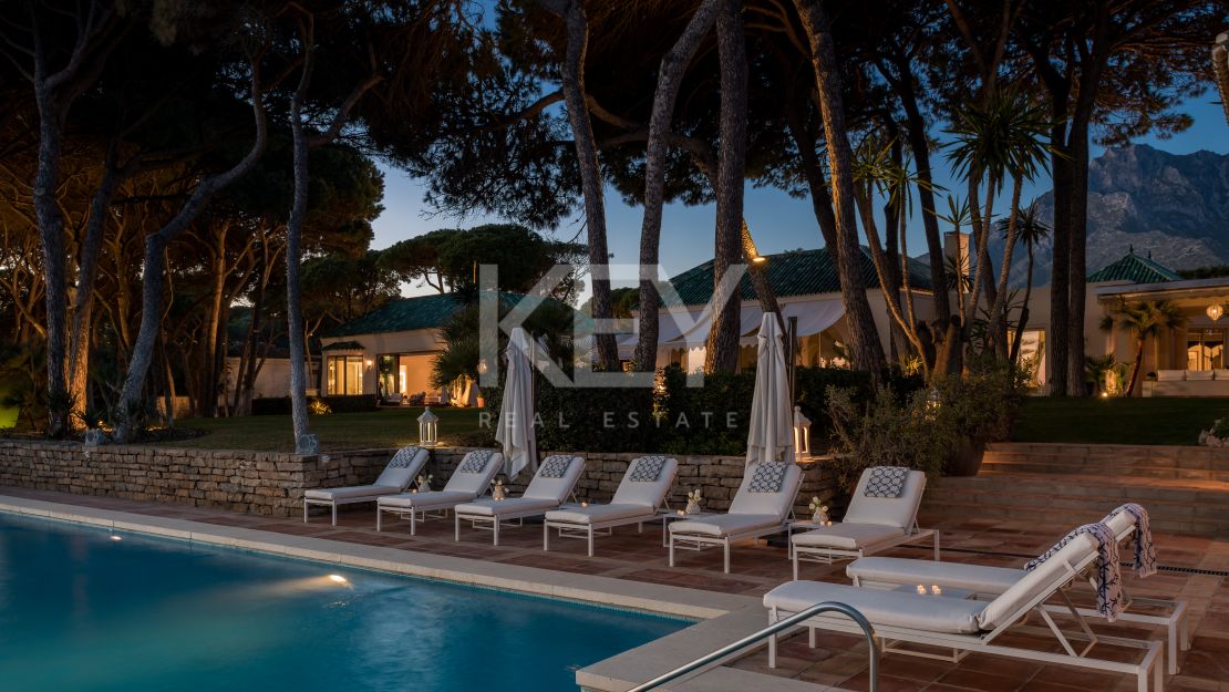 A beachfront oasis of luxury - unmatched amenities, stunning views, and impeccable service in Marbella Golden Mile