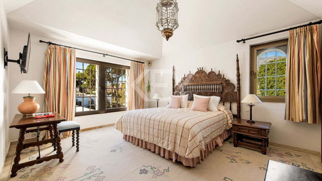 A beachfront oasis of luxury - unmatched amenities, stunning views, and impeccable service in Marbella Golden Mile