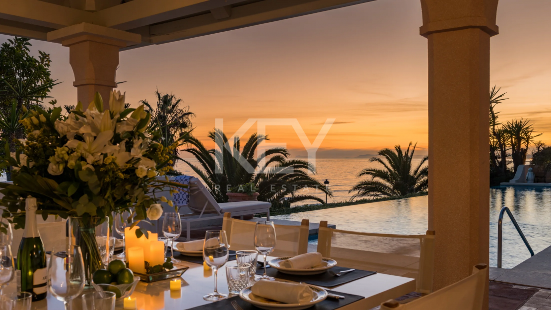 A beachfront oasis of luxury - unmatched amenities, stunning views, and impeccable service in Marbella Golden Mile