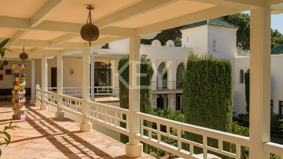 A beachfront oasis of luxury - unmatched amenities, stunning views, and impeccable service in Marbella Golden Mile